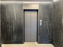 エレベーター(1基)