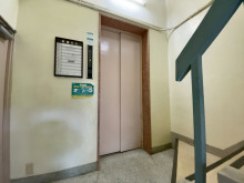 エレベーター(1基)