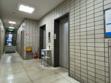 エレベーター(2基)