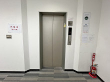 エレベーター(1基)