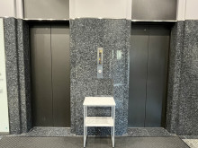 エレベーター(2基)