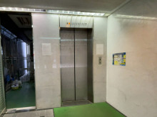 エレベーター(1基)