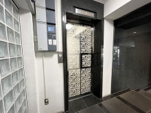 エレベーター(1基)