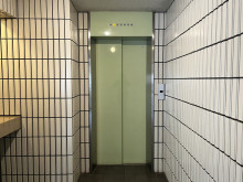 エレベーター(1基)