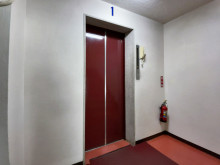 エレベーター(1基)