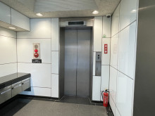 エレベーター(1基)