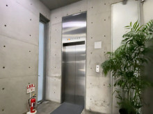 エレベーター(1基)