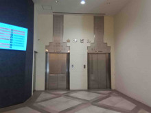 エレベーター(2基)