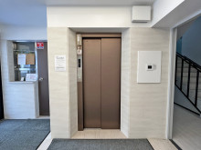 エレベーター(1基)