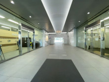 エントランスホール