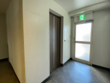 エレベーター(1基)