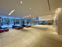 エントランスホール