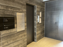 エレベーター(1基)