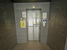 エレベーター(1基)