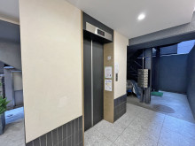 エレベーター(1基)