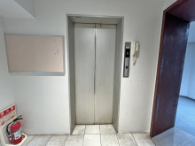 エレベーター(1基)