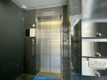 エレベーター(1基)