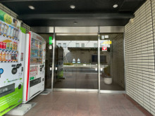 オフィスビル出入口