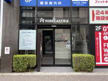 オフィスビル出入口