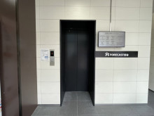 エレベーター(1基)