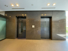 エレベーター(2基)