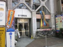 オフィスビル出入口