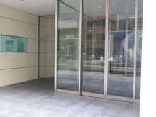 オフィスエントランス