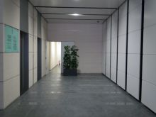 エントランスホール