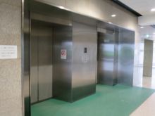 エレベーター(2基)