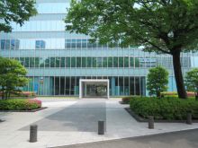 オフィスビル出入口