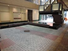 エントランスホール