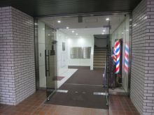 オフィスビル出入口