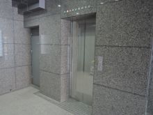 エレベーター(1基)