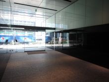 エントランスホール