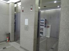 エレベーター(2基)