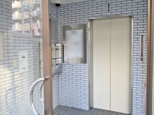 セントラルビルのビルの雰囲気.1