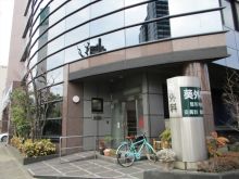 オフィスビル出入口