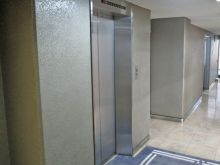 エレベーター(1基)