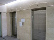 関内董友ビルのビルの雰囲気.2