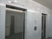 エレベーター(2基)