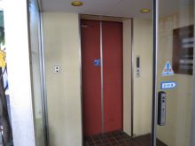エレベーター(1基)