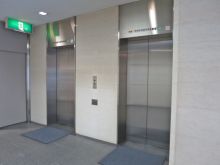 エレベーター(2基)