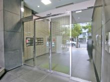 オフィスエントランス