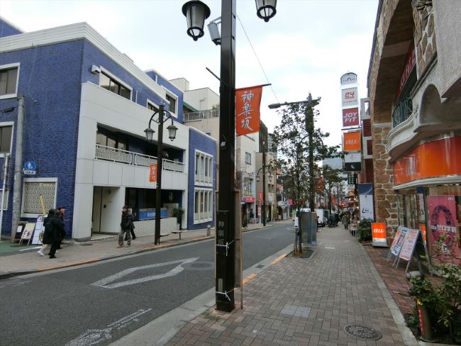 少し先の神楽坂