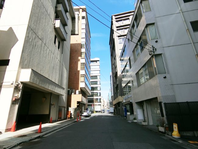 千代田中央ビル前面の通り
