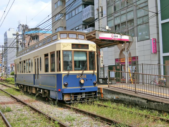 「向原駅」から徒歩6分