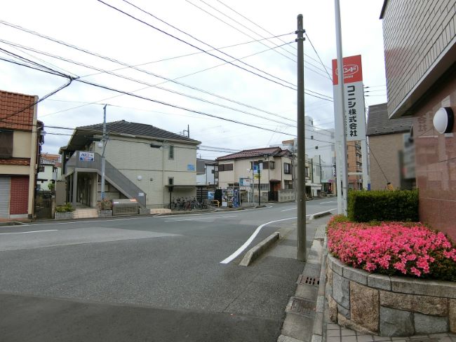 オフィス松波前面の通り