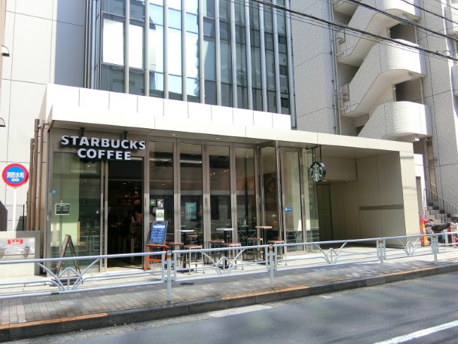 徒歩1分のスターバックスコーヒー 恵比寿ファーストスクエア店
