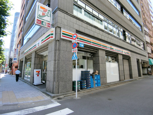 至近のセブンイレブン 馬喰横山駅前店