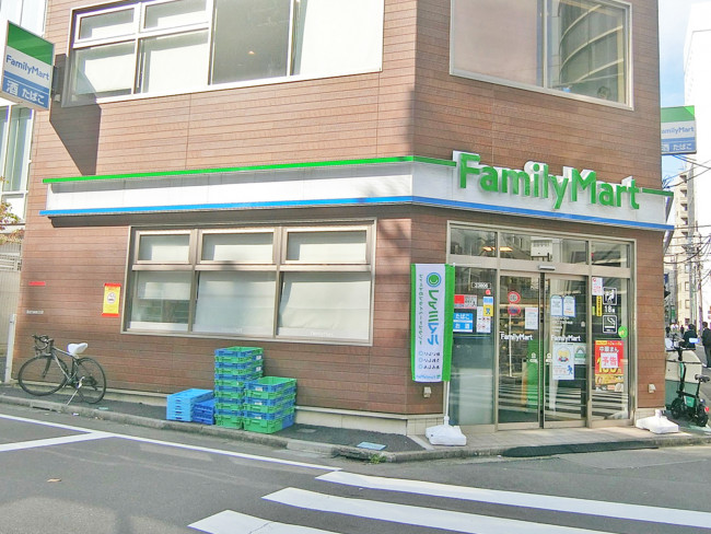 徒歩2分のファミリーマート 渋谷二丁目中央店